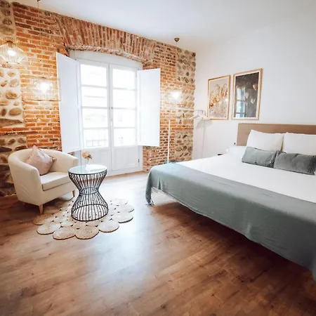 Albany Ancha Pensión 5*
