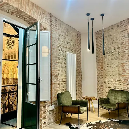 Guest house Albany Ancha Leon