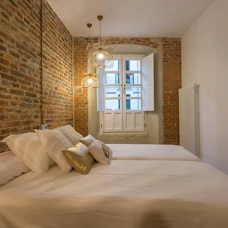 Pensión Albany Ancha 5*