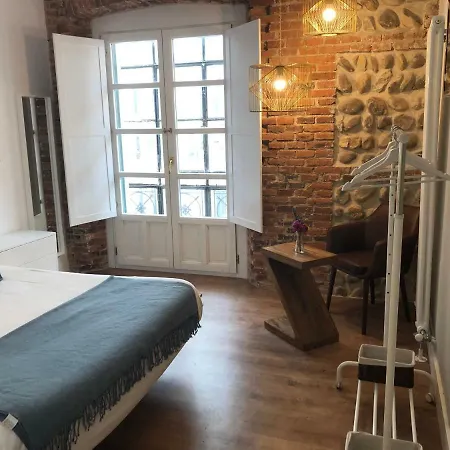 Albany Ancha Pensión 5*