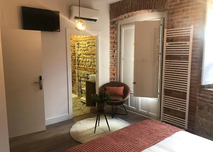 Albany Ancha 3* León