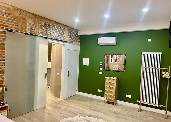 Albany Ancha Guest house