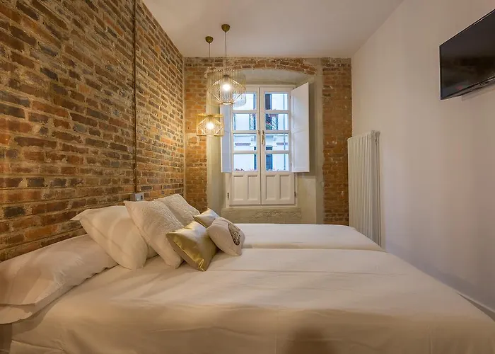 ゲストハウス Albany Ancha 3*