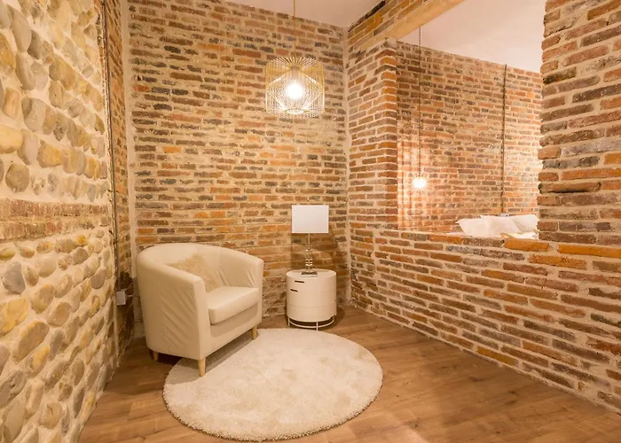 Albany Ancha 3* León