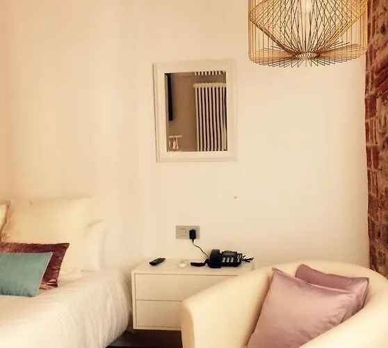 Albany Ancha Guest house Leon